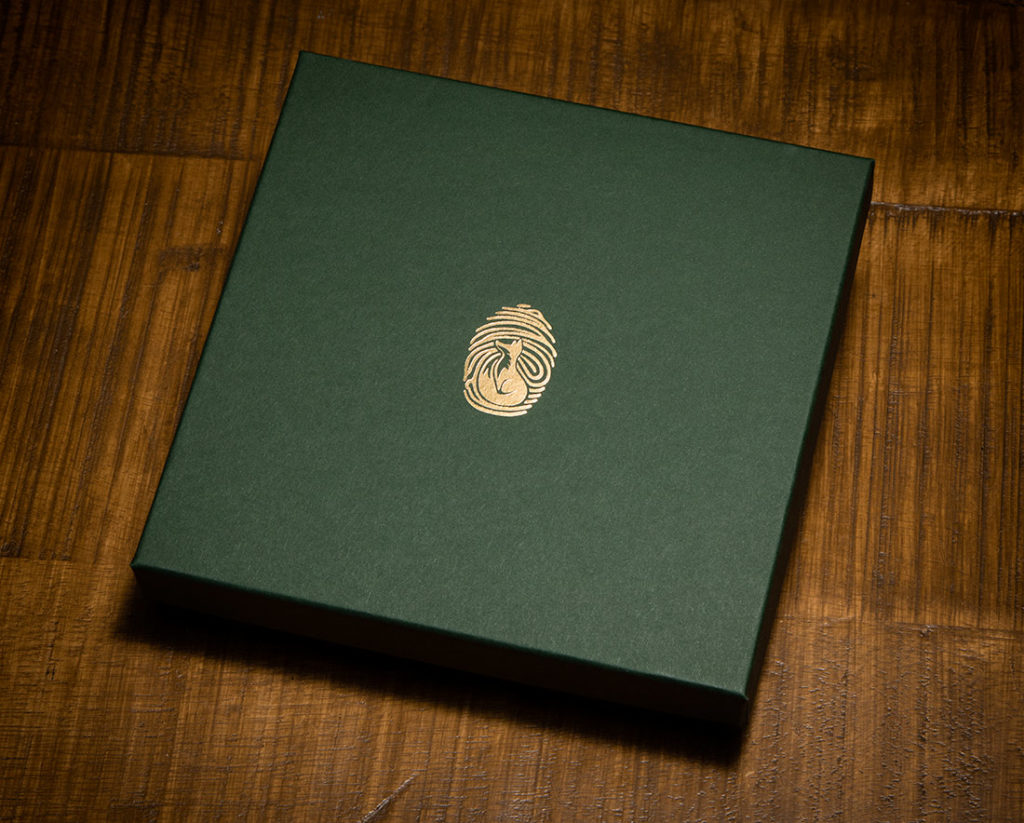 Keisarillinen Premium lahjakorttilaatikko.